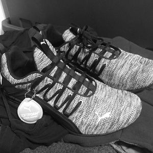 Puma mens axelion sneakers